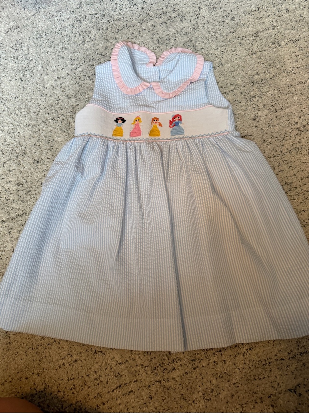 Stitchyfish smocked dress searsucker Disney princesses Euc size 5